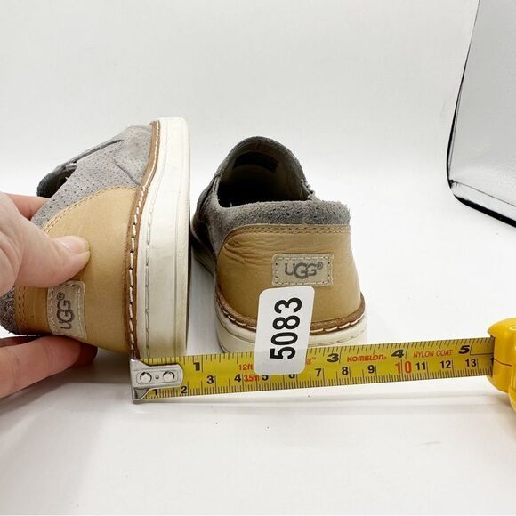 Ugg Adley Perforated Suede Slip On Low-Top Sneaker Gray Sz 7 - Picture 15 of 15